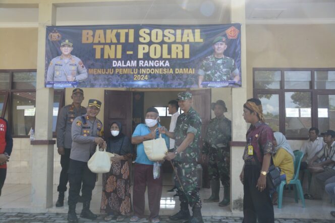 
					TNI Polri di Boyolali Laksanakan Baksos dan Pembersihan Pasar Simo