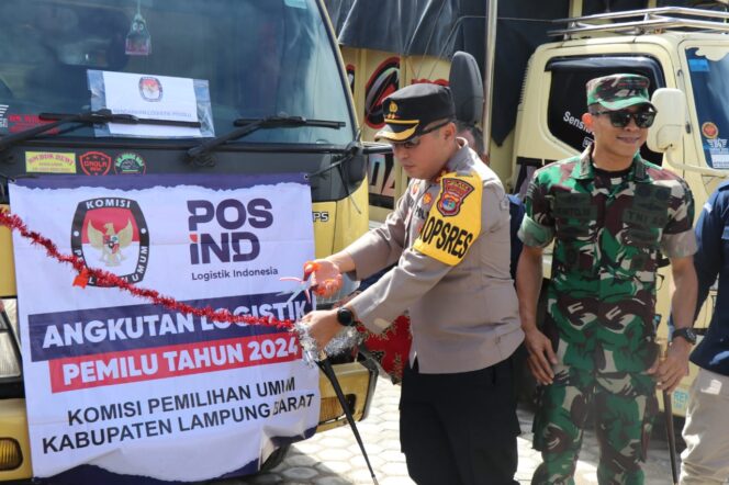 
					kapolres lampung barat hadiri pendistribusian perdana logistik pemilu