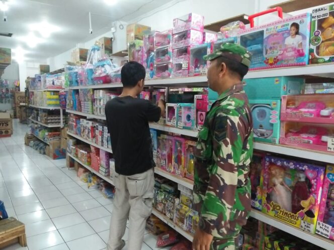 
					Masyarakat Jadi Sasaran komsos Babinsa Jayengan