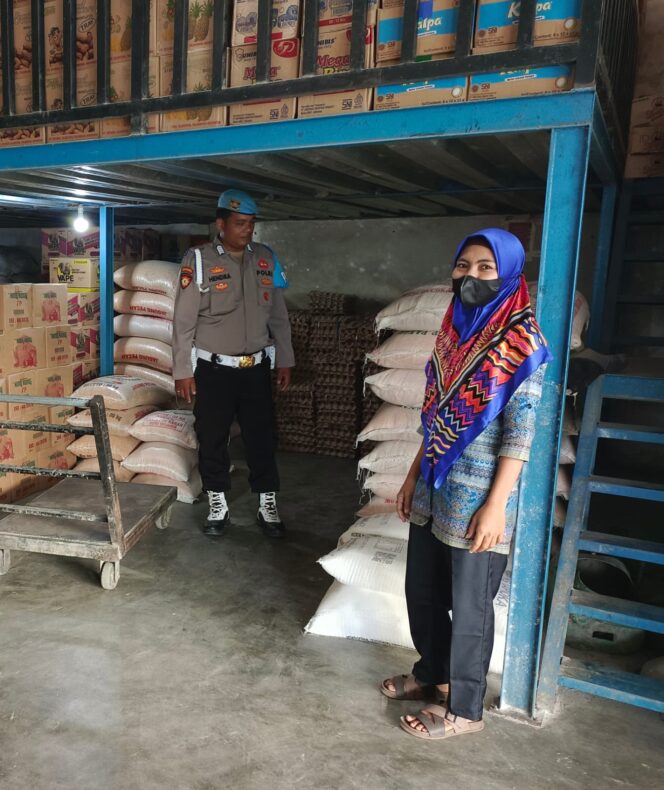 
					Cek Ketersediaan Bahan Pokok Selama Ramadhan, Polres Inhil Terus Pantau Pasar Tradisional dan Kios Pedagang