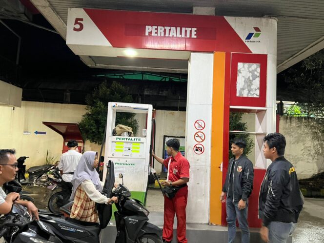 
					Satreskrim Polres Inhil Cek Ketersediaan BBM di SPBU. Jelang Idul Fitri Terpantau Aman