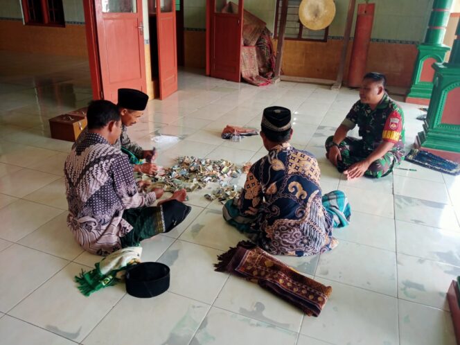 
					Optimalkan Peran Pengurus Masjid Babinsa Gelar Silahturahmi