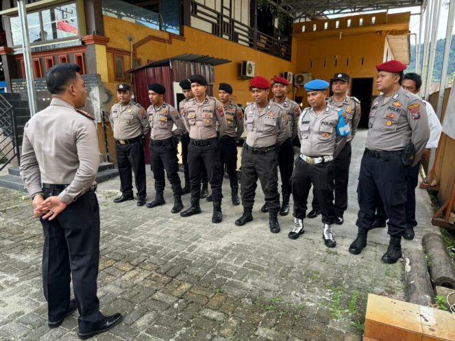 
					Putusan PHPU Pemilu 2024, Polres Tapteng Tingkatkan Pengamanan Kantor KPU & Bawaslu