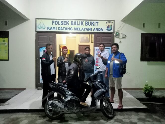 
					Jamret Yang Meresah kan.