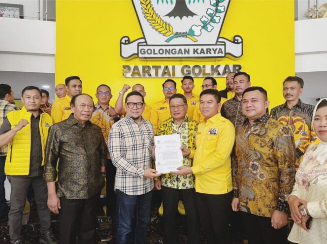 
					Awal Teka-Teki Rekomendasi Partai Golkar Akhirnya Terjawab B1 KWK DPP Di Kantongi Oleh Paslon Irham Kalenggo & Wahyu Ade Pratama Imran