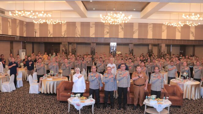 
					Kapolda Buka Musrenbang Polda Sumbar Tahun 2024