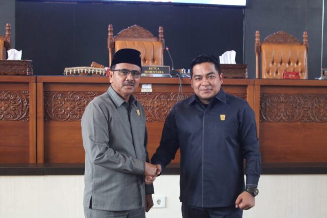 
					DPRD Dharmasraya Tetapkan Ade Sudarman sebagai Wakil Ketua Definitif Periode 2024-2029