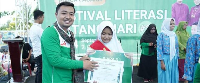 
					Ketua DPRD Kabupaten Batang Hari Menghadiri Puncak Festival Literasi