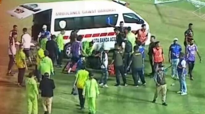 
					Wasit PON Tergeletak ‘KO’ di laga Aceh vs Sulteng, Begini Kronologisnya!