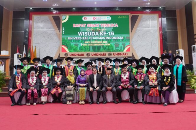 
					Undhari Gelar Wisuda ke-16: Kepala LLDIKTI Wilayah X Apresiasi Kemajuan Pesat Undhari