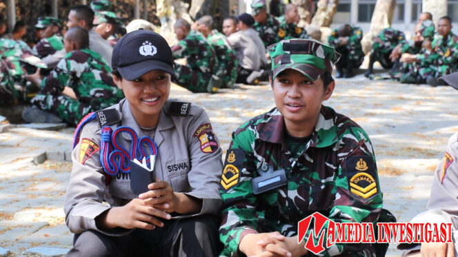 
					Siswi Disabilitas Sekolah Polisi Wanita Lemdiklat Polri itu juara Muaythai Putri