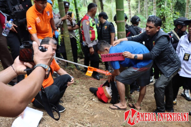 
					Delapan TKP dan 79 Adegan, Polisi Dalami Unsur Pembunuhan Berencana Kasus Gadis Penjual Gorengan