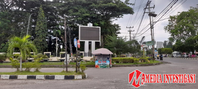 
					Vidio Tron Dharmasraya: Dari Simbol Kebanggaan hingga Isu Pemborosan
