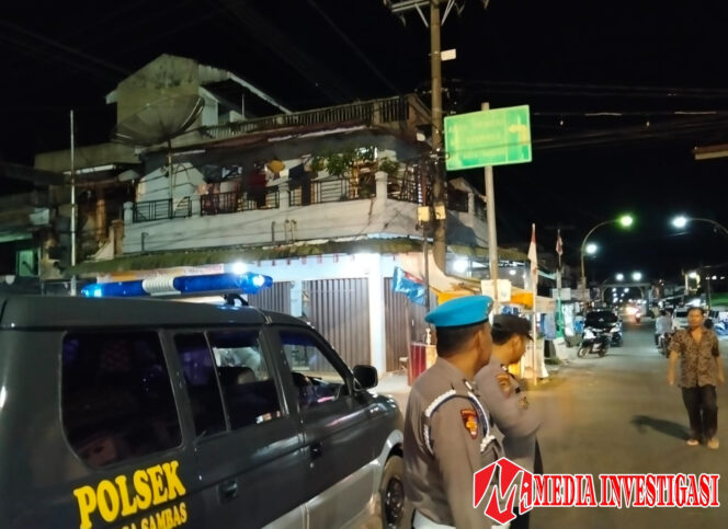 
					Pastikan Kamtibmas Yang Kondusif, Polsek Sibolga Sambas Patroli Dialogis