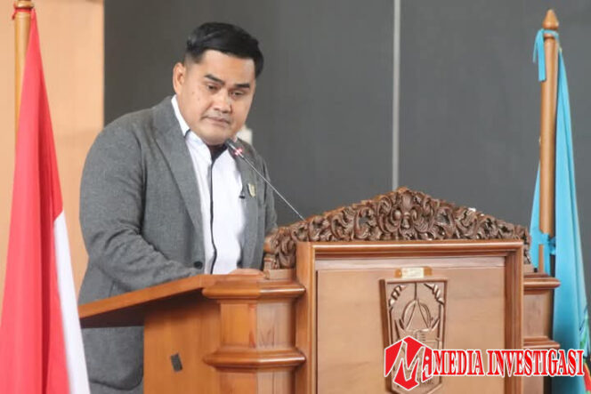 
					Herianto Sampaikan Tanggapan Fraksi Golkar Terkait Dua Ranperda Inisiatif DPRD Dharmasraya