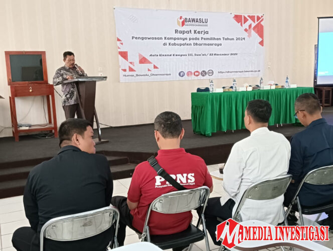 
					Bawaslu Dharmasraya Gelar Rapat Kerja Pengawasan Kampanye, Libatkan Masyarakat Aktif dalam Pengawasan Pemilu 2024