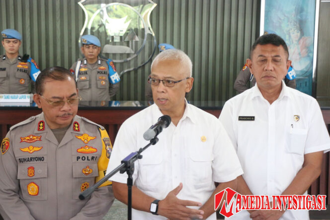 
					Ketua Harian Kompolnas RI kunjungi Polda Sumbar Terkait kasus Penembakan di Polres Solok Selatan