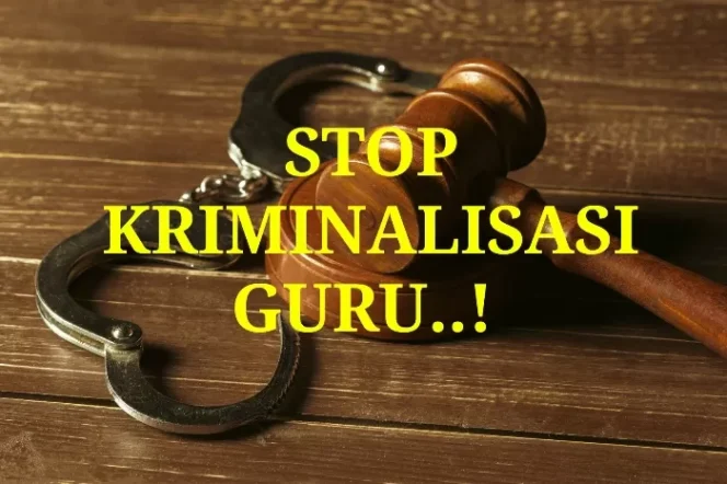 
					Ilustrasi, stop kriminalisasi guru (Foto: Freepik @fabrikasimf/PanturaPost.com)