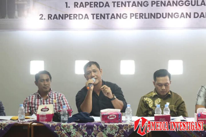 
					Bayu Irawan Soroti Data Fakir Miskin dalam Sosialisasi Ranperda Penanggulangan Kemiskinan DPRD Dharmasraya