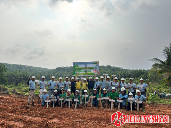 
					PT AWB Tanam 1.000 Pohon dan Galakkan Penanaman Jagung untuk Dukung Ketahanan Pangan