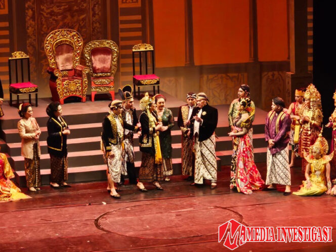 
					Seni budaya Retno Kencana di teater besar Taman Ismail Marzuki. (dok. Askara.co/ Dar Edy Yoga)