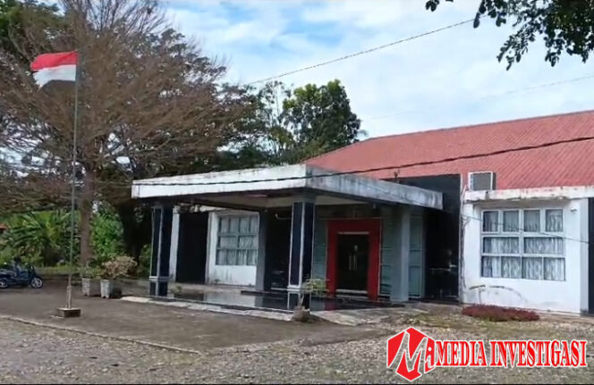 
					Inspektorat Dharmasraya dan Ironi Hari Bela Negara: Bendera Sobek dan Lusuh di Tengah Semangat Patriotisme