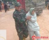 Dengan Sigap , Personel Kodim 0314/Inhil Bantu Korban Banjir di Desa Batu Ampar