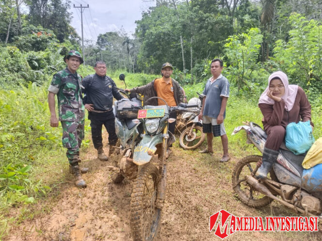 
					Masyarakat Dua Jorong di Nagari Banai Terlupakan: Jalan Rusak Parah, Hidup di Tengah Keterbatasan