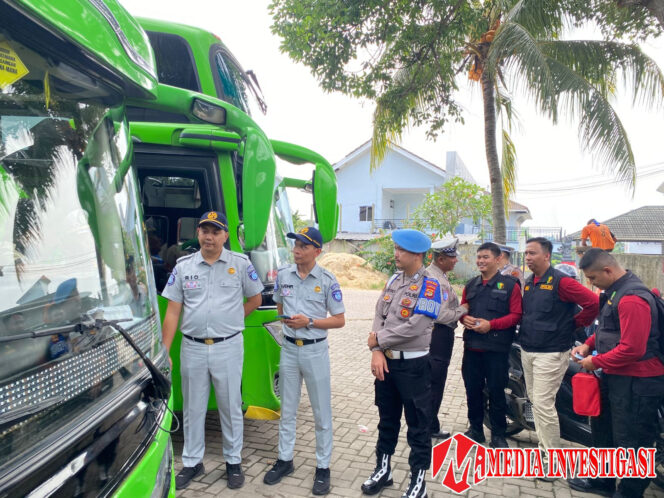 
					Hari-3 Operasi Keselamatan Krakatau 2025 Berjalan, Ribuan Pelanggar Ditemukan