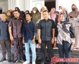 Kadis Lingkungan Hidup Pulau Taliabu Jadi Trend Berkat Sampah Akibat Pemotongan Gaji