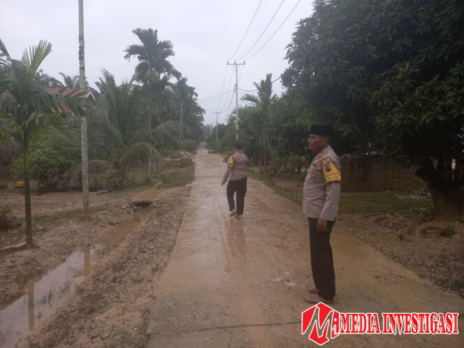 
					Kapolsek Koto Agung AKP Sutrisman Cek Kondisi Warga Pasca Banjir di Timpeh