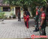 Agar Pelaksanaan Berjalan Dengan Baik, Babinsa Latih dan Siapkan Petugas Upacara Bendera