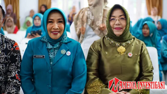 
					Rafnelly Marlon Nahkodai Dekranasda Dharmasraya: Mampukah Ia Bawa Kerajinan Lokal ke Panggung Nasional?