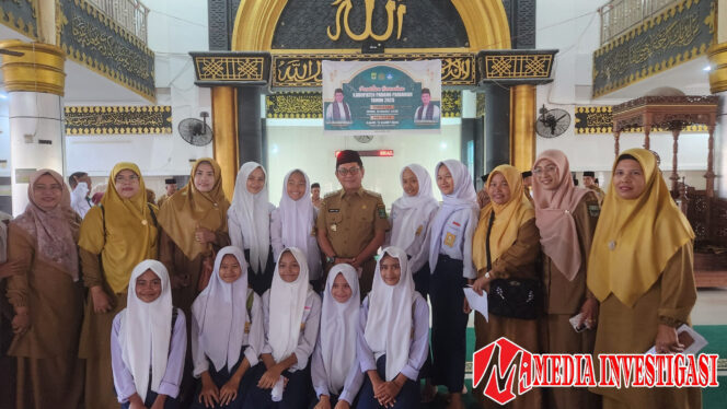
					Pesantren Kilat Ramadhan Resmi Dibuka Bupati JKA; Semoga Melahirkan Generasi Qur’ani yang Cerdas, Berakhlak, dan Beriman   