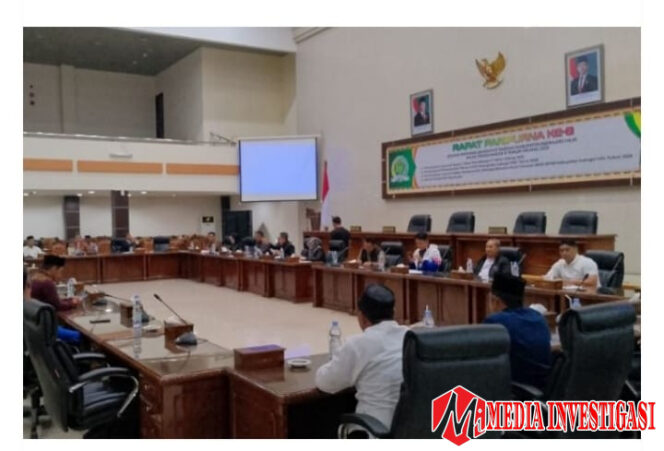 
					Sebut Jangan Cari Panggung dan Terkesan Bela Perusahaan, RDP DPRD Inhil Terkait Banjir Sempat Memanas