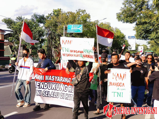 
					Ratusan pemuda Sragen nyatakan dukung RUU TNI 