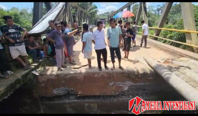 
					Jembatan Putus di Teluk Kayu Putih, Kasatlantas Dharmasraya Imbau Kendaraan Berat Hindari Jalan Alternatif