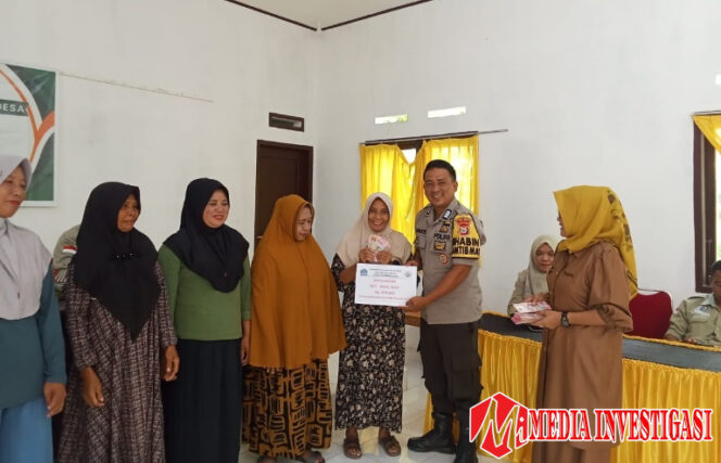 
					Penyaluran BLT Dana Desa Tahap I di Desa Maminasae Berjalan Lancar