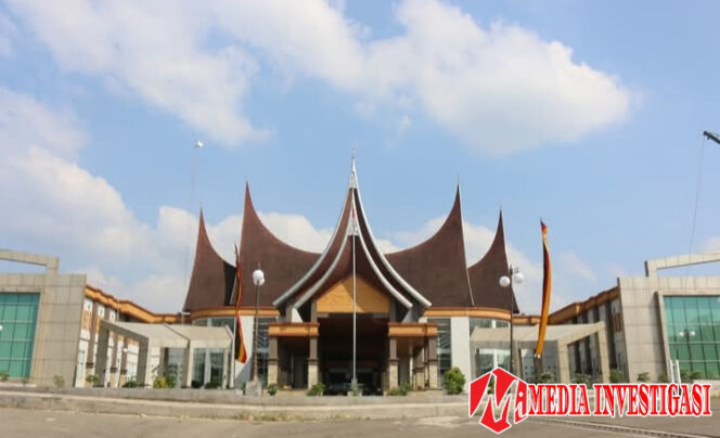 
					Pemangkasan Anggaran DPRD Dharmasraya Dirasakan Berat, Tunjangan dan Kegiatan Dewan Tersendat