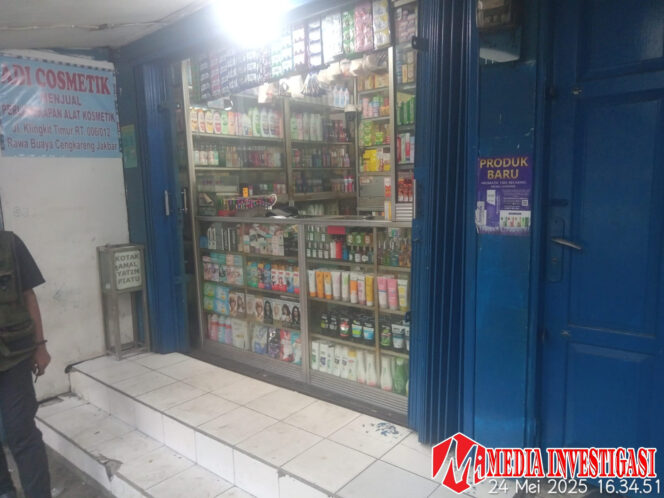 
					Berkedok toko kosmetik di duga keras jual obat golongan obat G