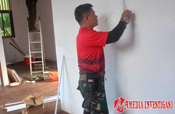 
					Progres Sasaran 5 Pembangunan Rumah Tipe 36 TMMD 124 Kodim 1710/Mimika Sudah Tahap Pemasangan Instalasi Listrik