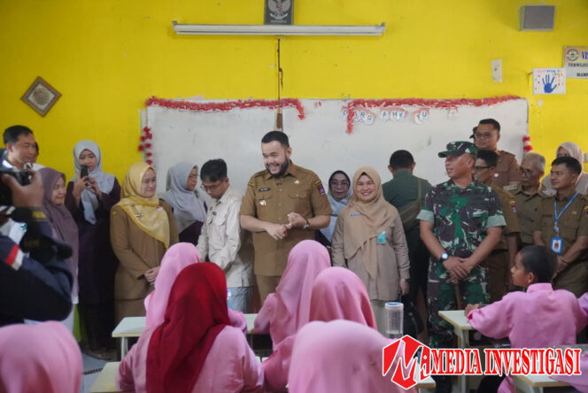 
					MBG Resmi Dimulai di Padang, Disambut Antusias oleh Siswa