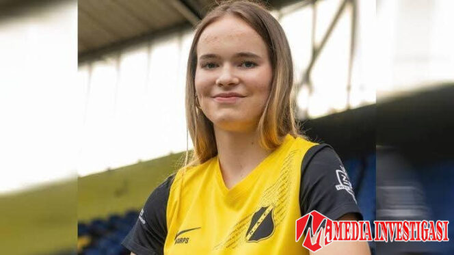 
					Pesepakbola Wanita Berdarah Padang Dinaturalisasi PSSI, Kadispora Padang : Semoga Memotivasi Pesepakbola Wanita Lainnya