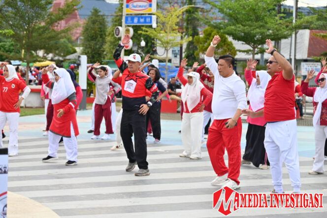 
					Wakil Bupati Tapanuli Tengah Olahraga Bersama dengan DPC IBI Tapanuli Tengah