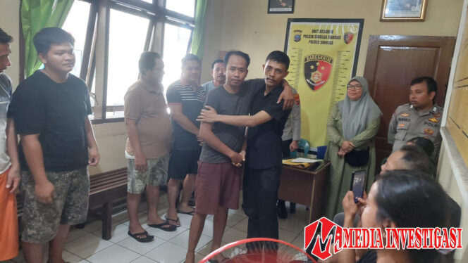 
					*Kasus Penganiayaan Diselesaikan Dengan RJ, Dilaksanakan Polsek Sibolga Sambas*