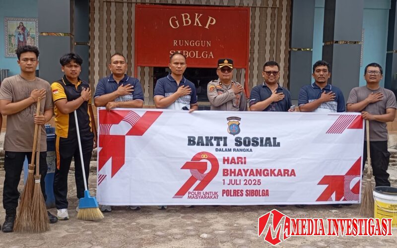*Dalam Rangka Hari Bhayangkara Ke-79 Tahun 2025, Polres Sibolga Bersihkan Gereja*