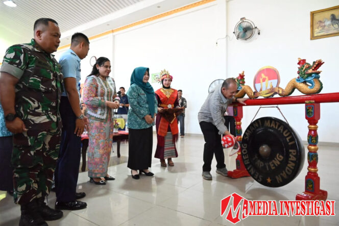 
					Wakil Bupati Tapteng Hadiri Acara Penguatan Ormas dan Mitra Kerja dalam Pelaksanaan Pelayanan dan Pembinaan Kesertaan Ber-KB