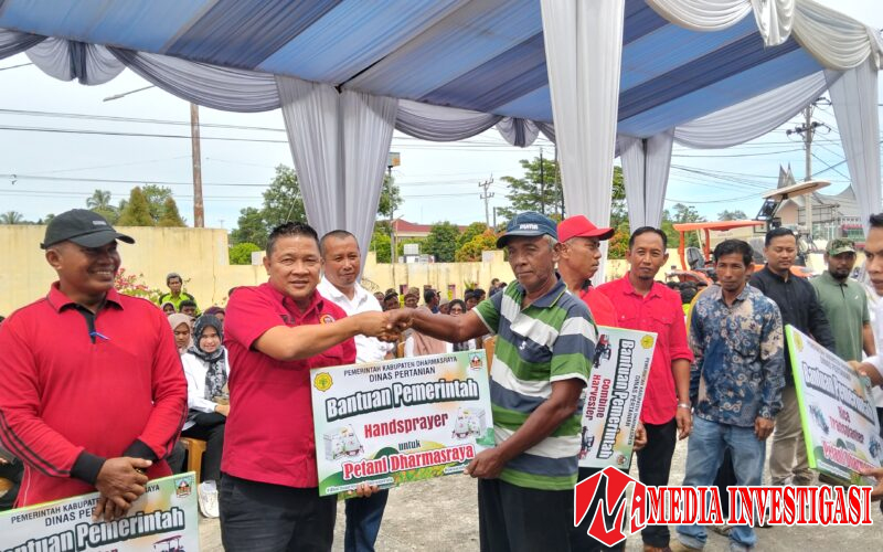 Alex Indra Lukman Salurkan Bantuan Rp29 Miliar untuk Petani Dharmasraya, Ketua DPRD Dharmasraya Jemi Hendra Terharu dan Bangga