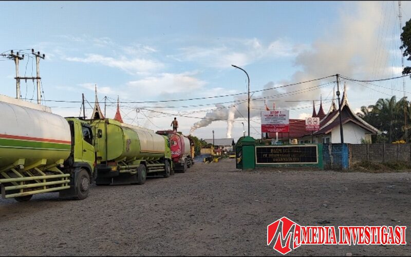 Blokade Jalan Warga Koto Padang Berakhir, PT DL dan Masyarakat Capai Kesepakatan Soal Sopir Tembak
