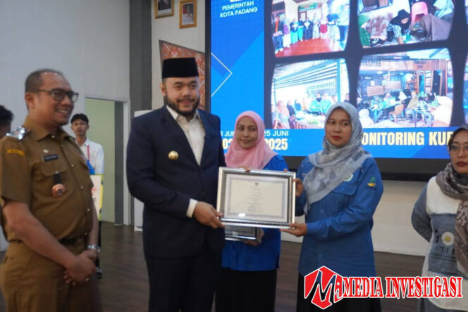 
					250 KK Penerima Bantuan Sosial Pemko Padang Berhasil Graduasi Sepanjang 2024